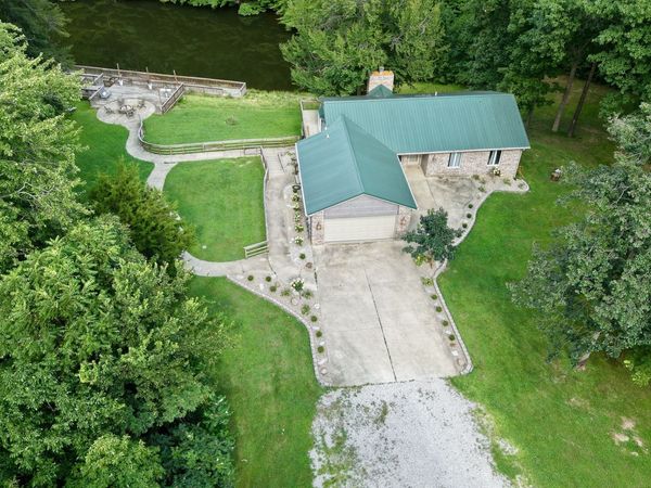 8900 Island Pond Road , Quincy, IN 47456