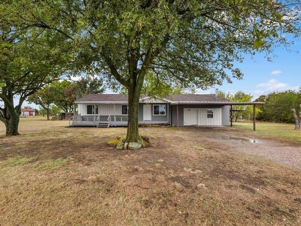 319 Green Acres Road , Weatherford, TX 76088