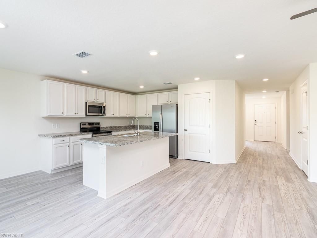 1406 NE 12th Pl, Cape Coral, FL 33909 Photo