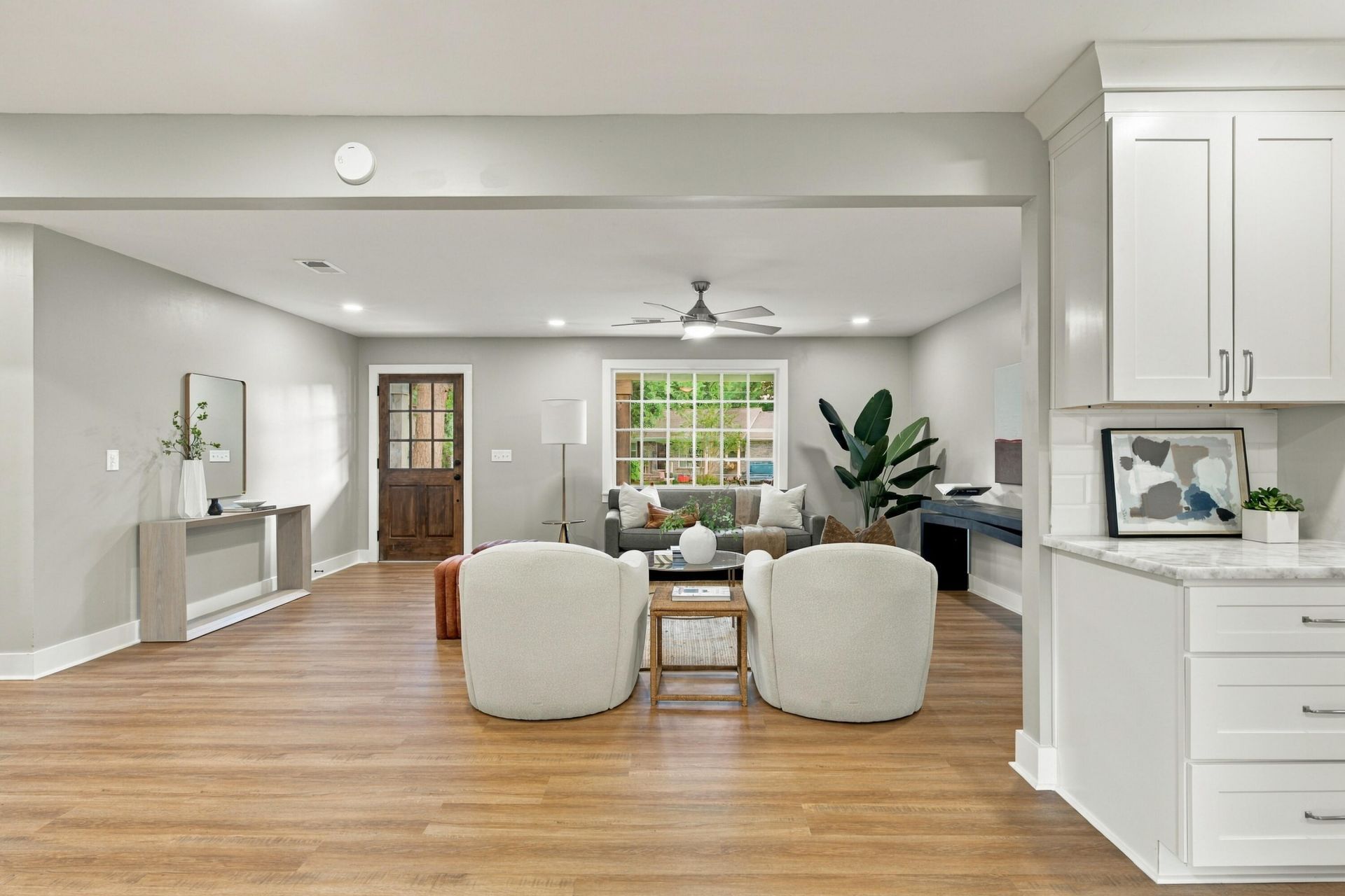 2428 Spring Garden Street Photo 15
