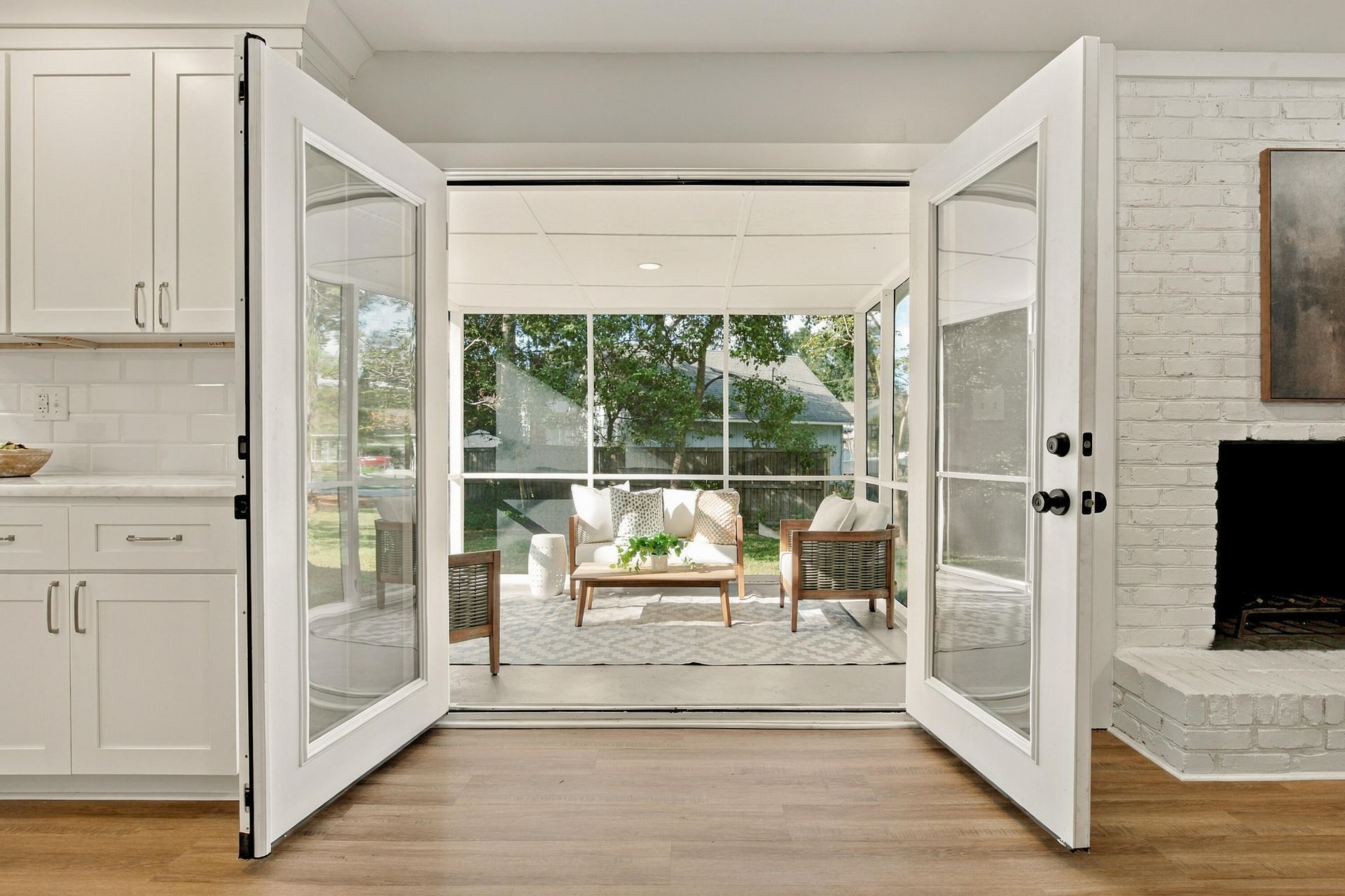 2428 Spring Garden Street Photo 16