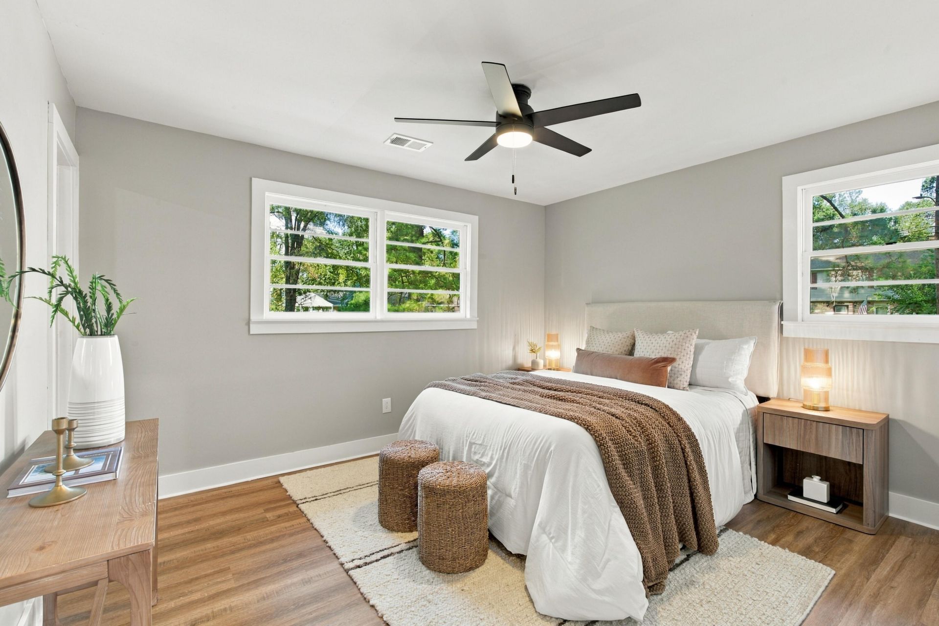 2428 Spring Garden Street Photo 18