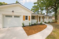 2428 Spring Garden Street photo 4