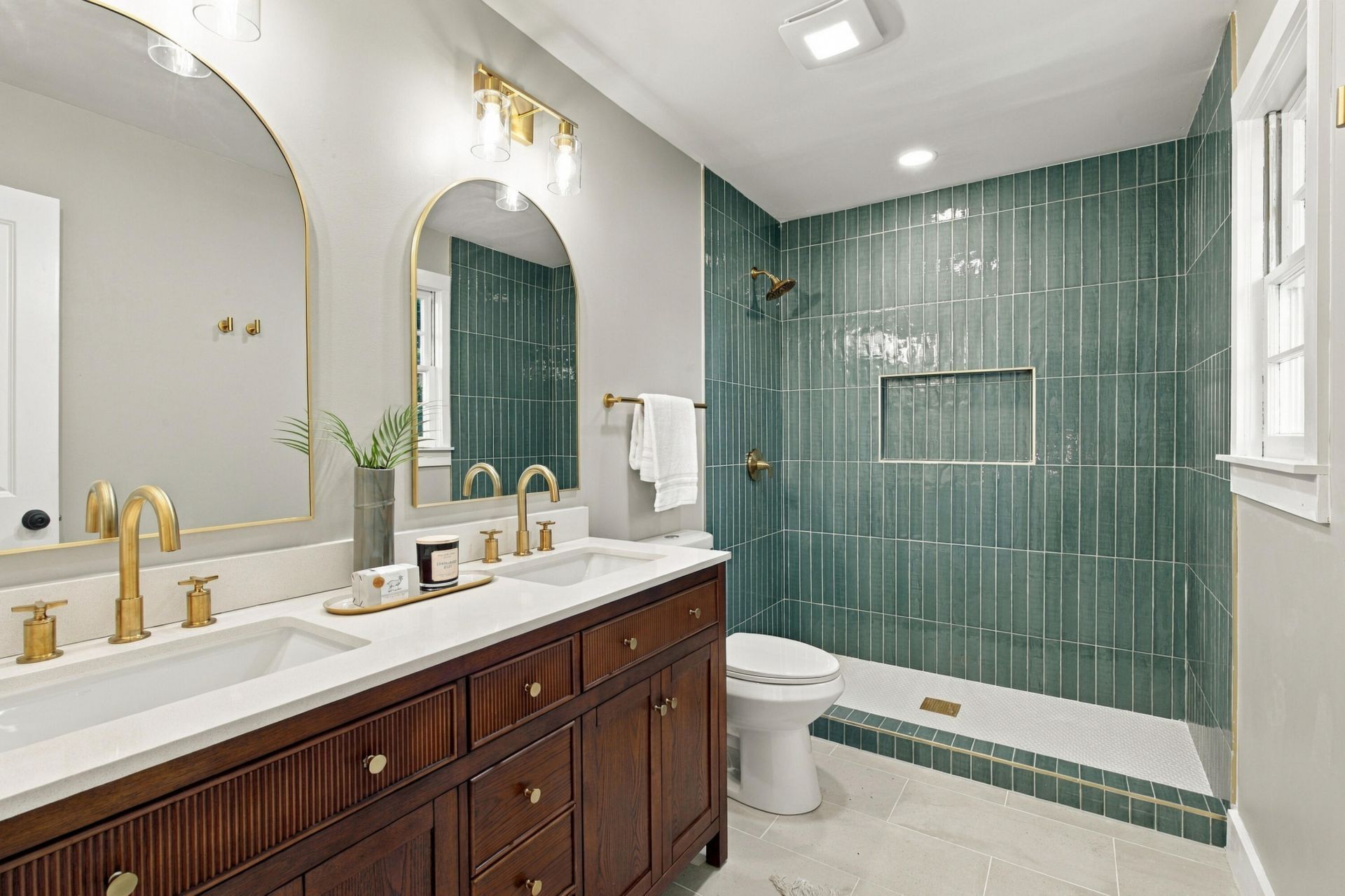 2428 Spring Garden Street Photo 20