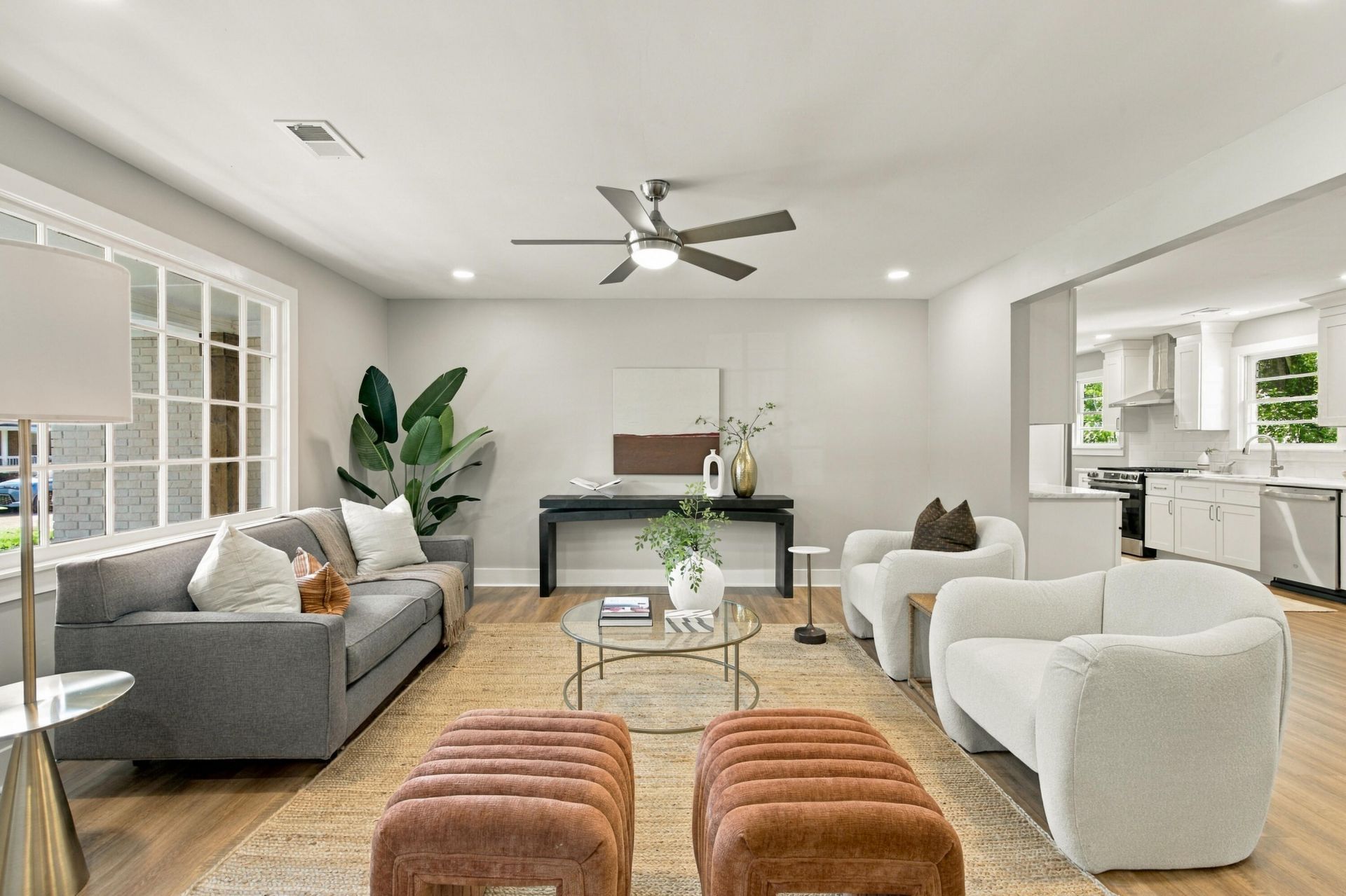 2428 Spring Garden Street Photo 6