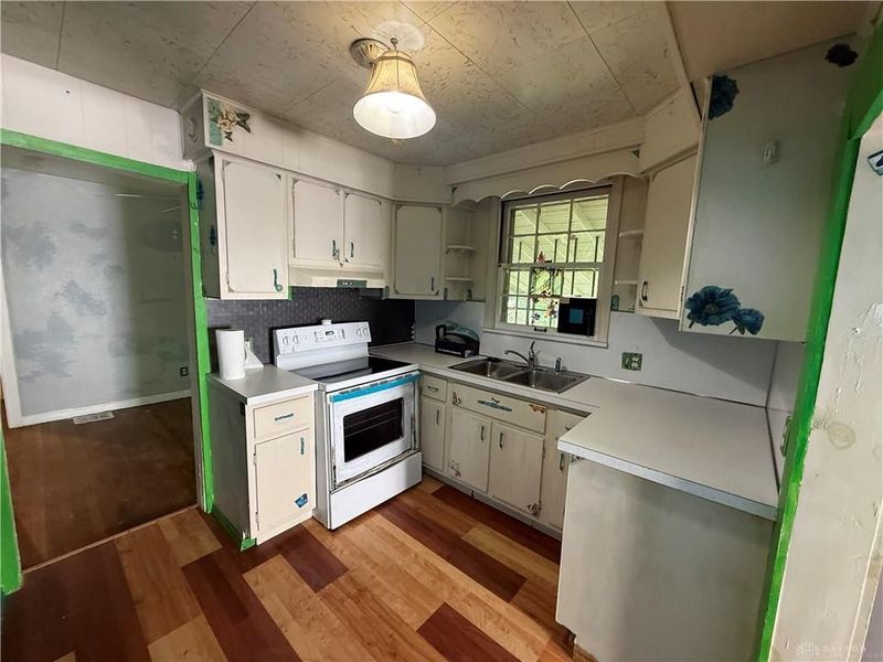 127 S Delmar Avenue, Dayton, OH 45403 Photo 12