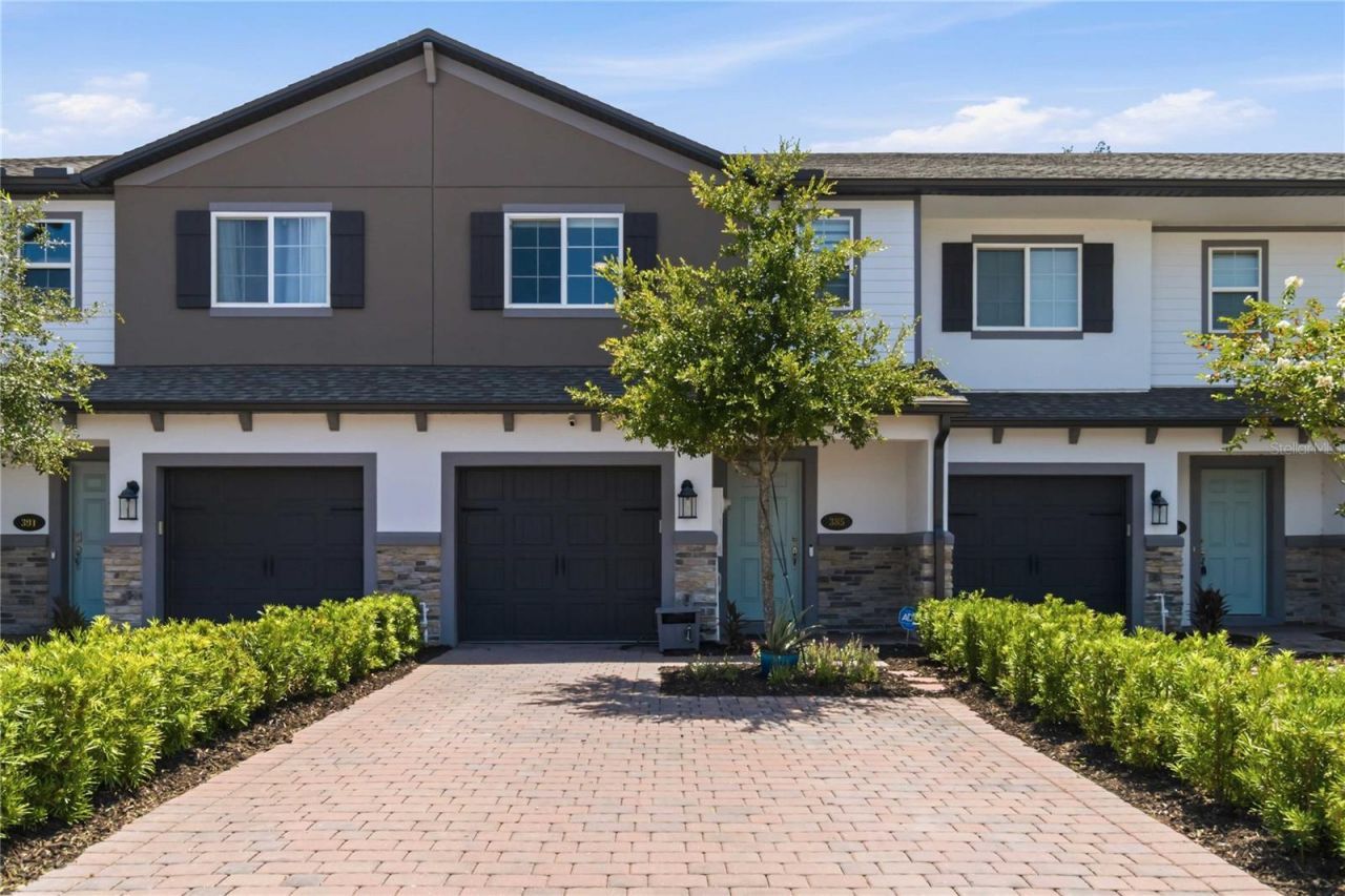 385 Cape Honeysuckle Place, Sanford, FL 32771 Main Photo
