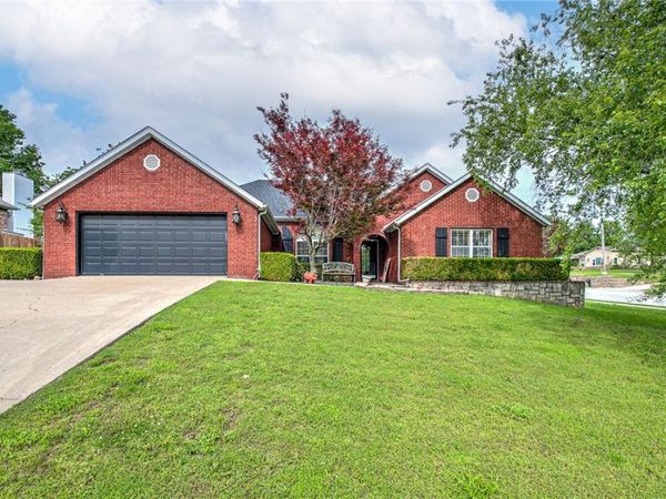 3624 Savannah Lane , Springdale, AR 72762