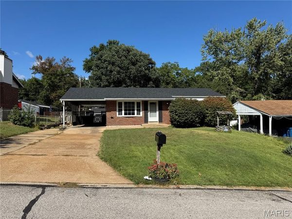 1705 Bradshaw Drive , Dellwood, MO 63136