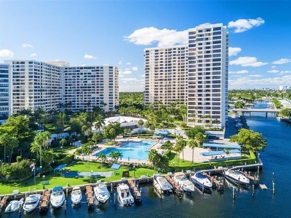 2500 Parkview Dr, Unit 1716, Hallandale Beach, FL 33009