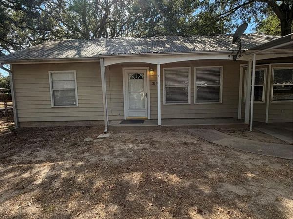 319 Charles ST, Rockdale, TX 76567