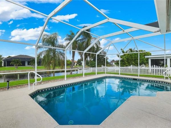615 SW 39th TER, CAPE CORAL, FL 33914