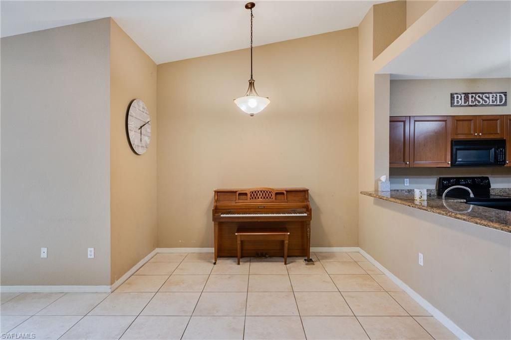 20321 Estero Gardens Cir, Unit 205, Estero, FL 33928 Photo