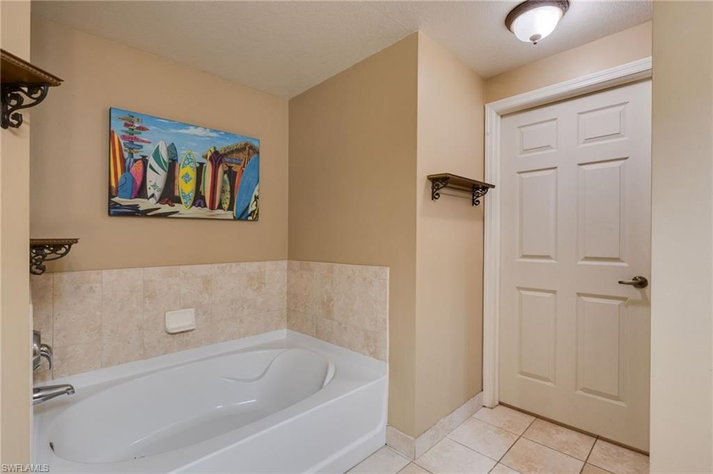 20321 Estero Gardens Cir, Unit 205, Estero, FL 33928 Photo