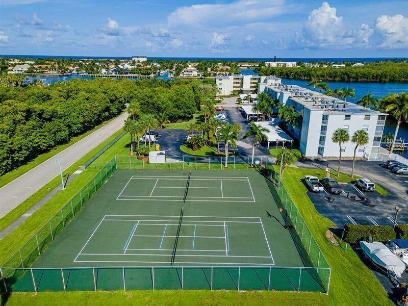 689 NE 6th Court, Boynton Beach, FL 33435 Photo