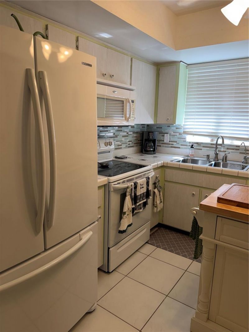 1807 University Place , Unit 151, Sarasota, FL 34235 Photo