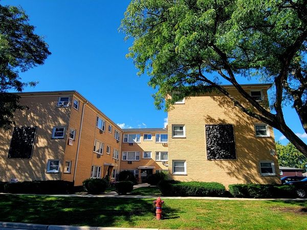3810 Ruby Street , Schiller Park, IL 60176
