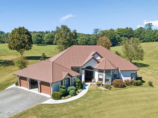 1089 Dogwood Rd, Tazewell, TN 37879
