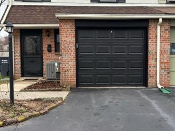 6 ORCHARD COURT, ROYERSFORD, PA 19468