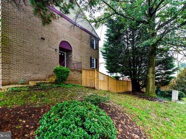 5898 AMBASSADOR WAY, ALEXANDRIA, VA 22310