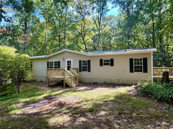 839 Wooten Road , Cleveland, GA 30528