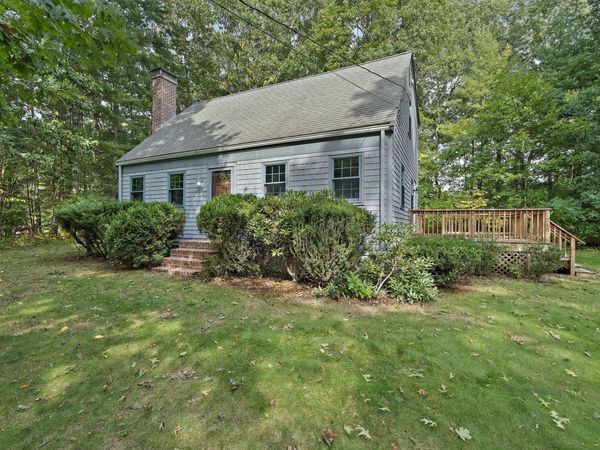 215 Bay State Cir, Hanson, MA 02341
