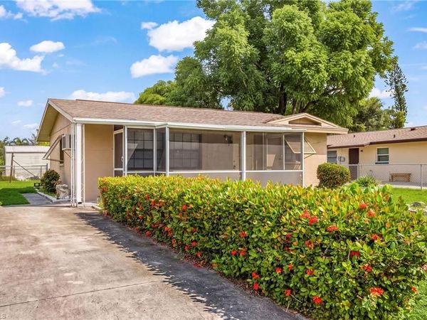 2450 Aztec DR , FORT MYERS, FL 33916