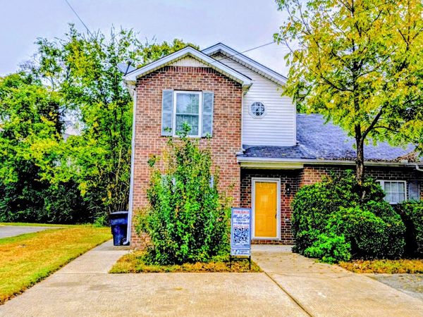 1561 Center Pointe Dr , Murfreesboro, TN 37130