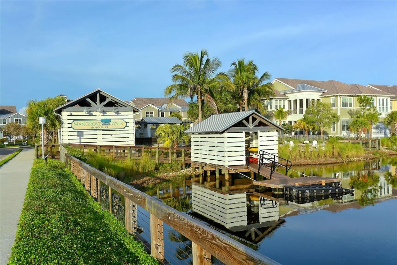 388 Aruba Circle , Unit 201, Bradenton, FL 34209 Photo