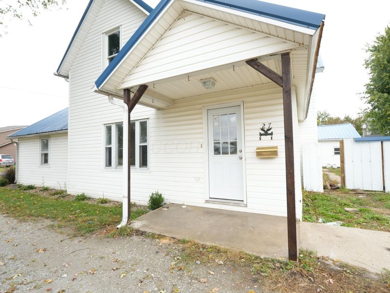 27 E High Street, Jeffersonville, OH 43128 Photo 3