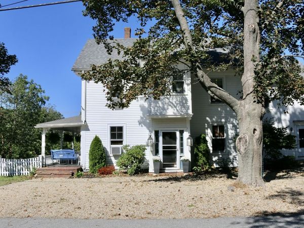39 South St, Unit 1, Rockport, MA 01966