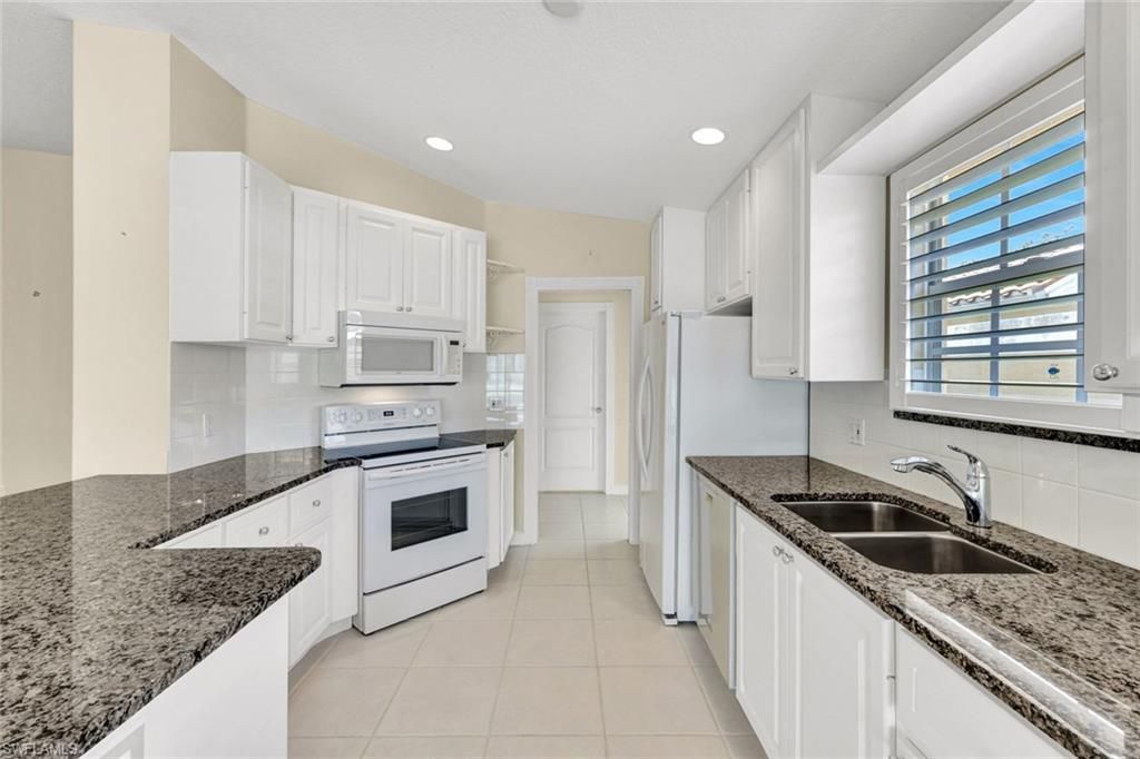 3312 Cayman Ln, Naples, FL 34119 Photo
