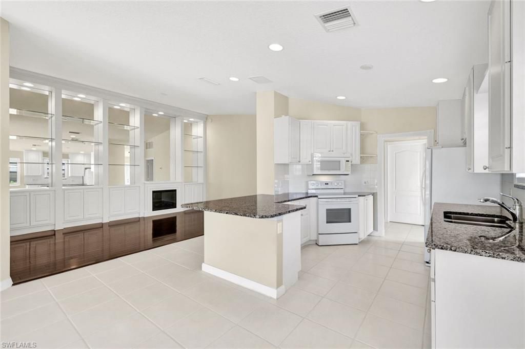 3312 Cayman Ln, Naples, FL 34119 Photo