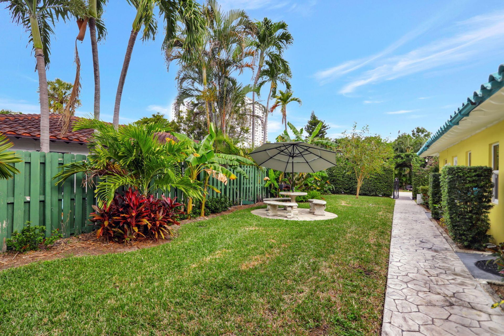 305 Hibiscus Avenue, Pompano Beach, FL 33062 Photo