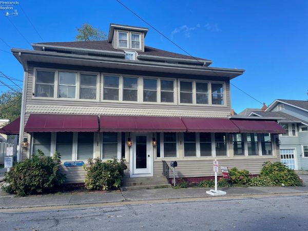 162 Walnut Avenue, Unit 4, Lakeside, OH 43440