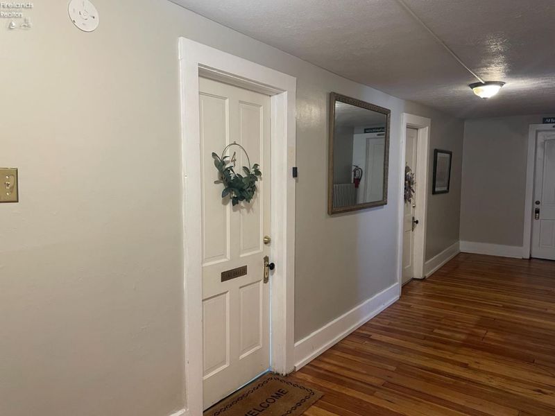162 Walnut Avenue, Unit 4, Lakeside, OH 43440 Photo 3