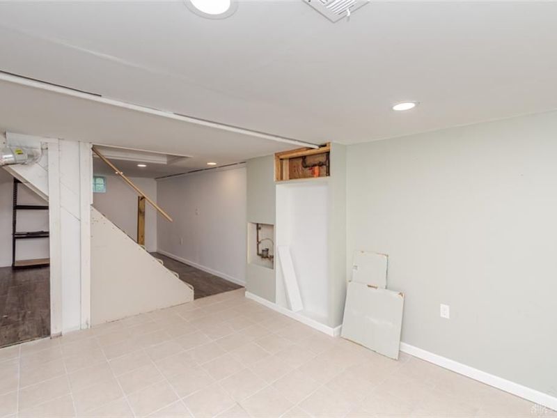 2014 W Bataan Drive, Kettering, OH 45420 Photo 23