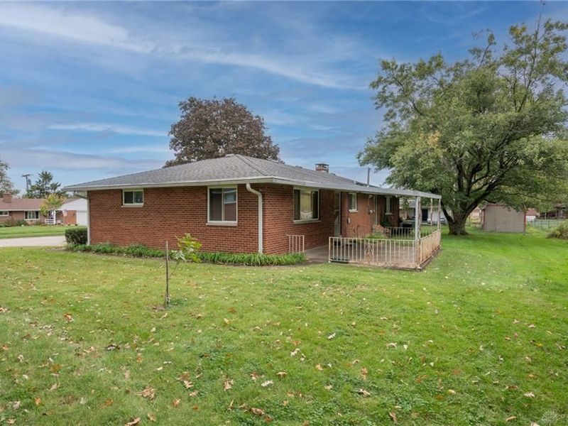 1204 Chateau Drive, Kettering, OH 45429 Photo 27