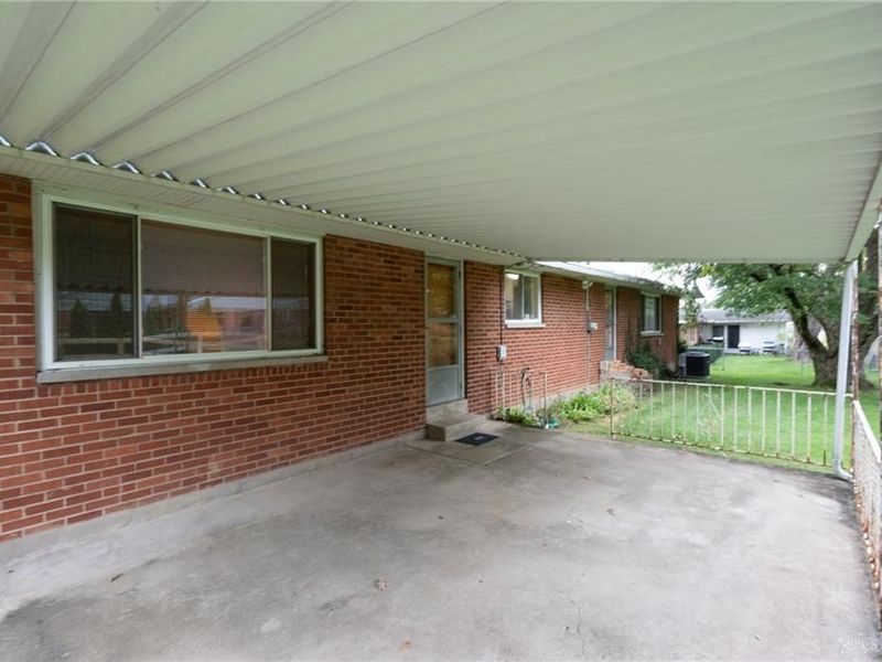 1204 Chateau Drive, Kettering, OH 45429 Photo 29