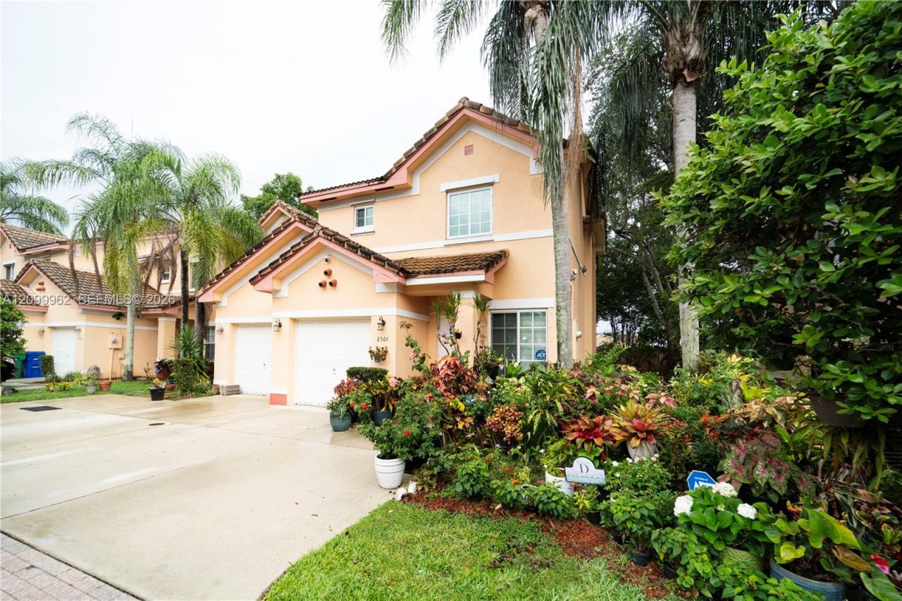 8564 SW 23rd Ct , Miramar, FL 33025 Photo