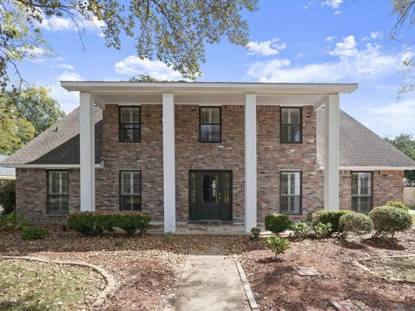 5131 Hickory Ridge Bl, Saint George, LA 70817