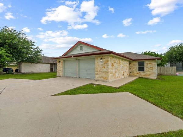 245 Marvin CV, Hutto, TX 78634