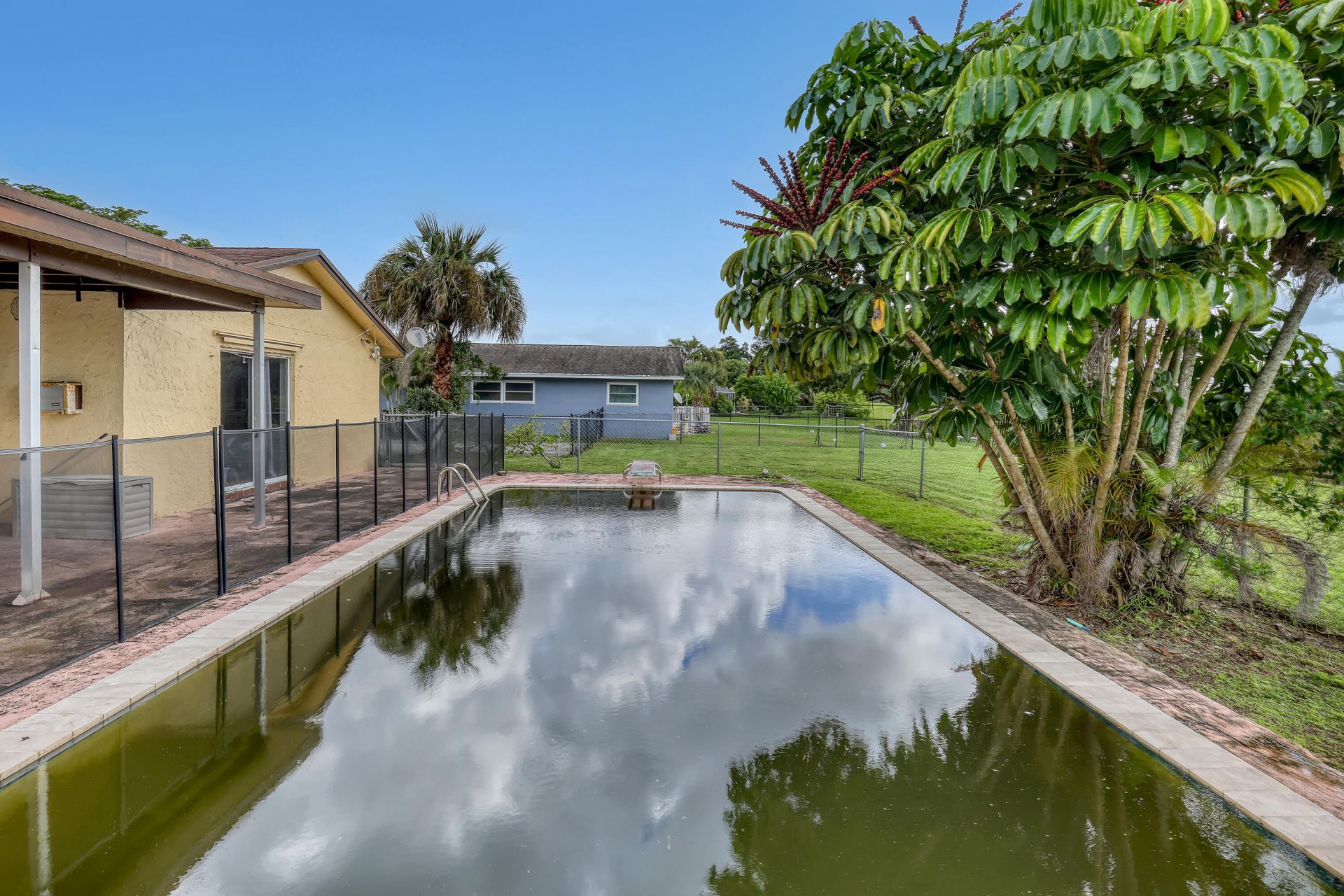 110 Meadowlark Drive, Royal Palm Beach, FL 33411 Photo