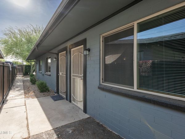 9450 N 17TH Avenue, Phoenix, AZ 85021