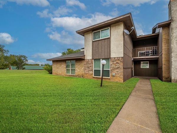 1402 S Carrier Parkway , Unit 309, Grand Prairie, TX 75051