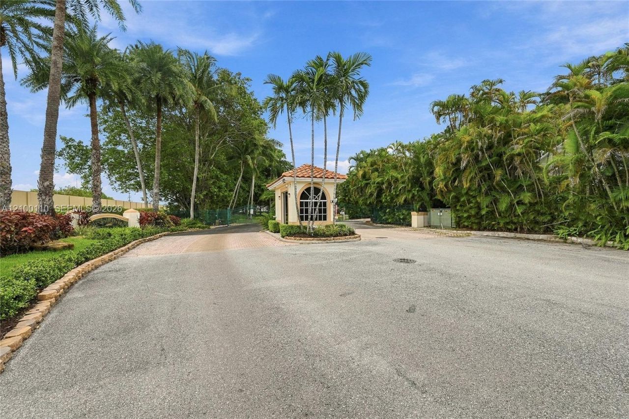 412 W Palm Aire Dr, Unit 412, Pompano Beach, FL 33069 Photo