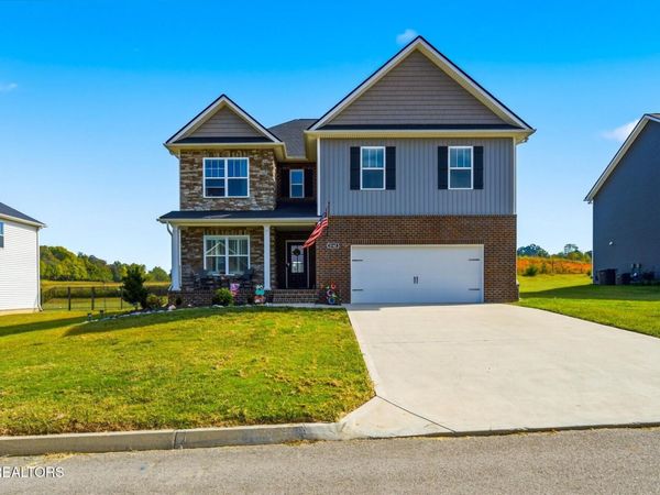 2162 Tributary Drive, Sevierville, TN 37876