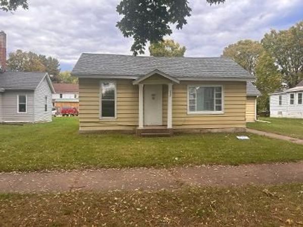 528 Niagara Street, Eau Claire, WI 54703