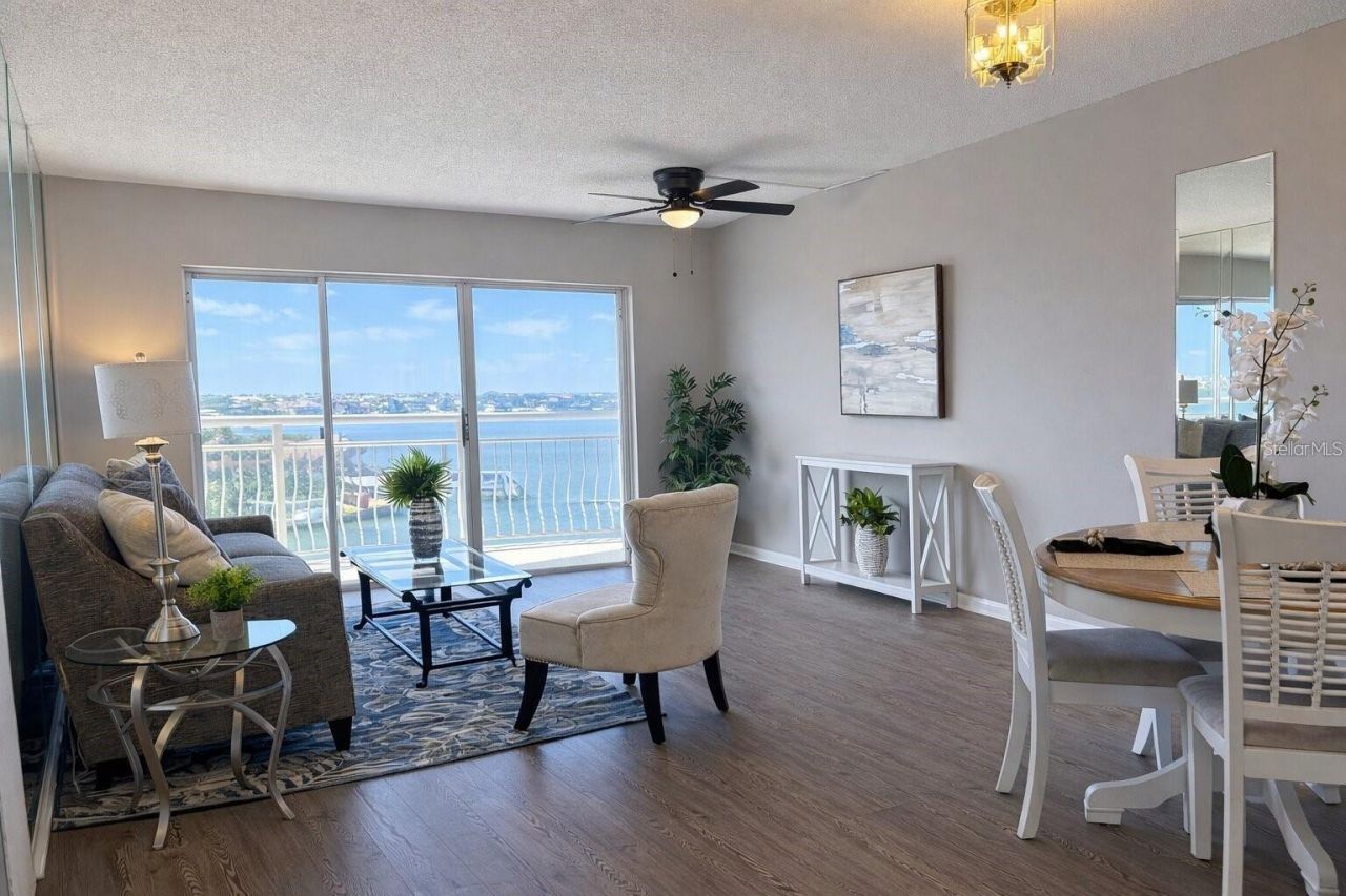 4900 Brittany Drive S, Unit 610, Saint Petersburg, FL 33715 Photo