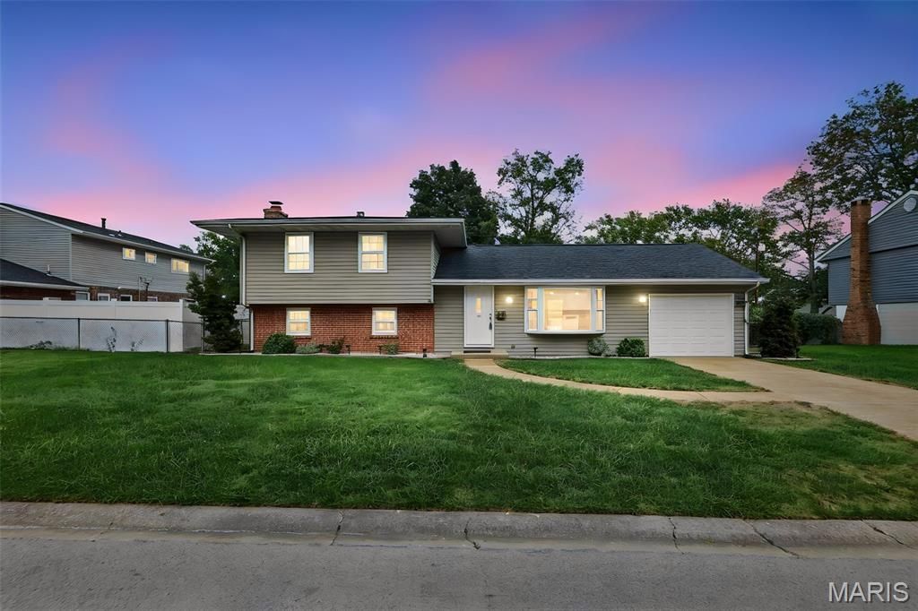 1104 N Yale Drive , O Fallon, IL 62269 Main Photo